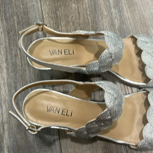 VANELi Lettie Sandal silver block high heels size 8.5 N - Picture 3 of 8